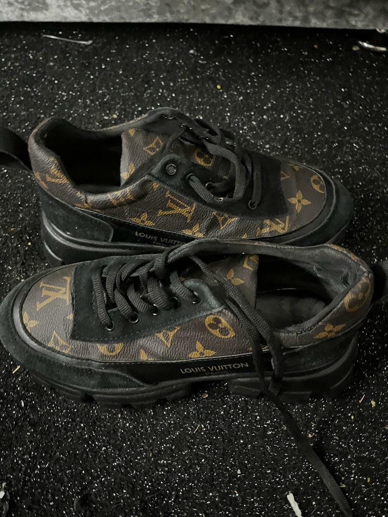 size 6 designer trainers